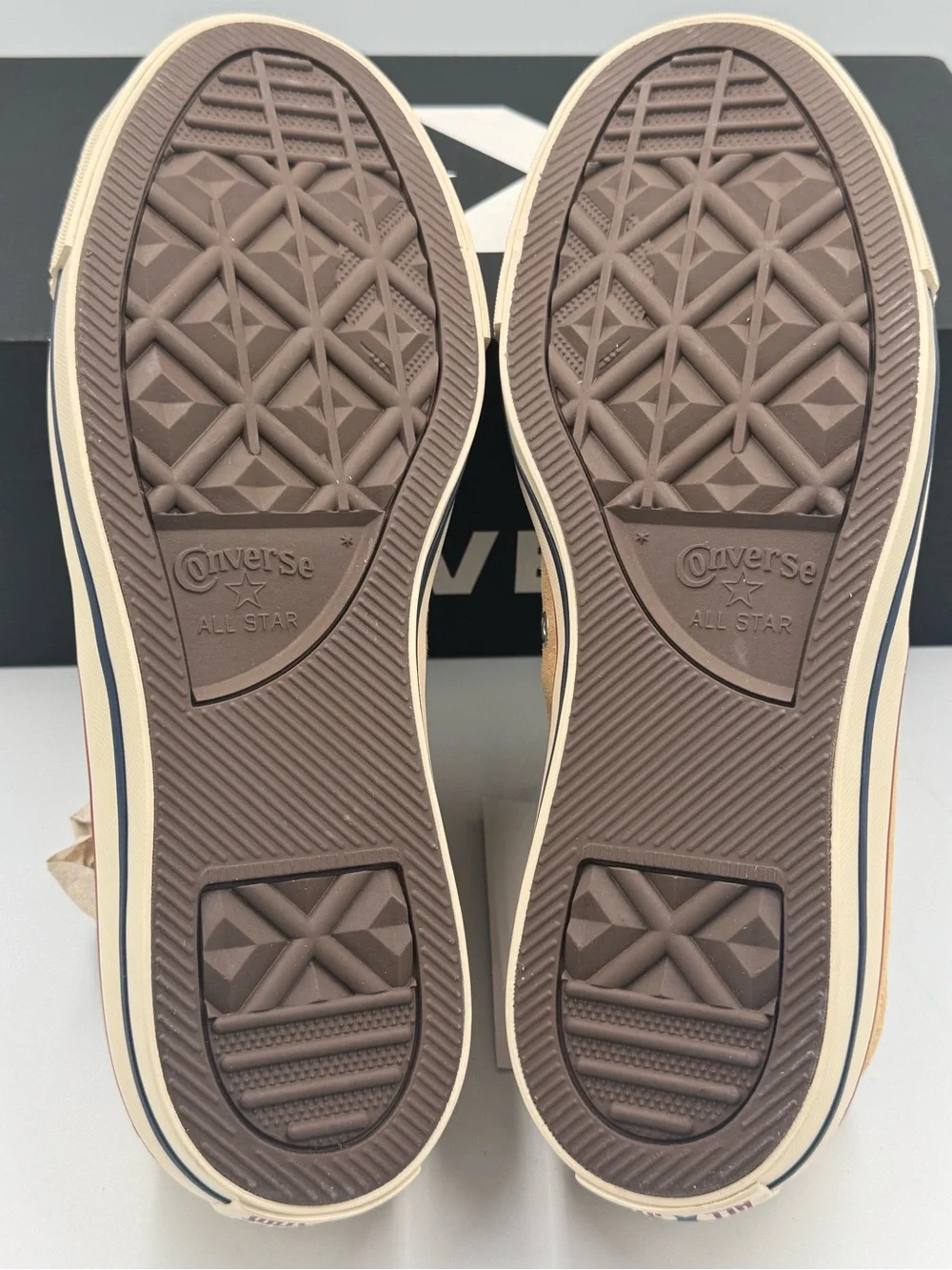 Converse CTAS Ox Suede Coastal Dune Natural Ivory Sneakers Women’s 9 NIB - Picture 12 of 12